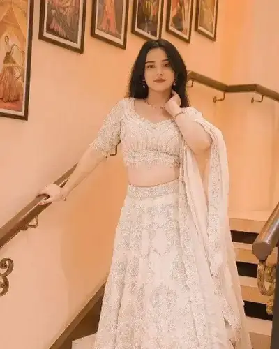 Call Girls Barwani